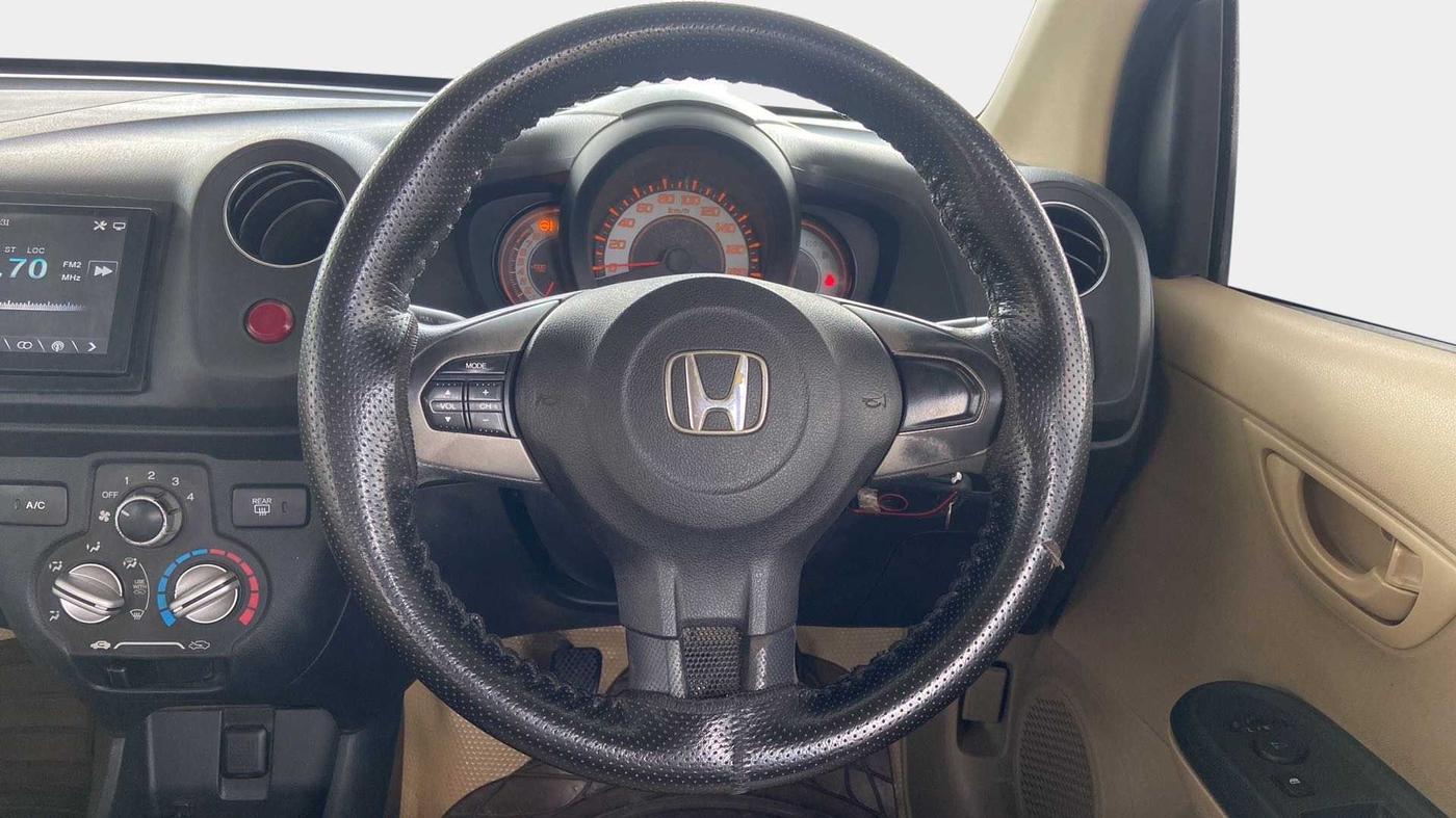 2014 Honda Brio S MT, Petrol, Manual, 95,795 km, Steering Wheel Close Up