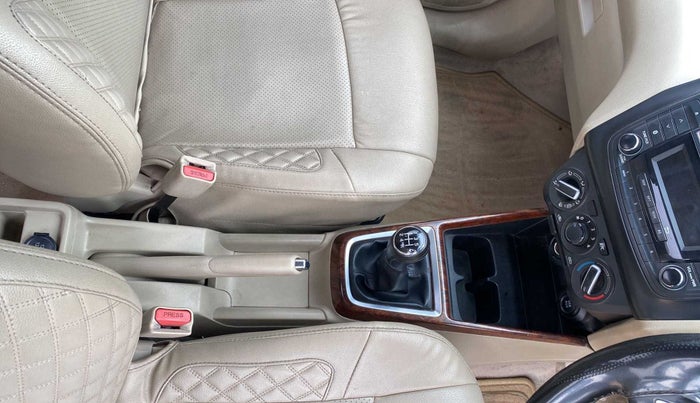 2017 Maruti Dzire VXI, Petrol, Manual, 53,531 km, Gear Lever