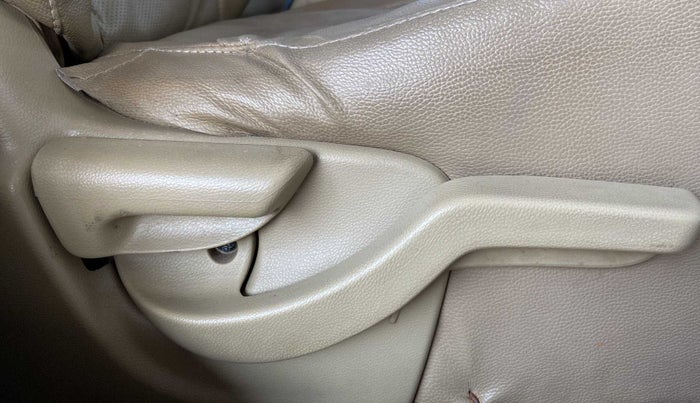 2013 Honda Brio V MT, Petrol, Manual, 1,12,738 km, Driver Side Adjustment Panel