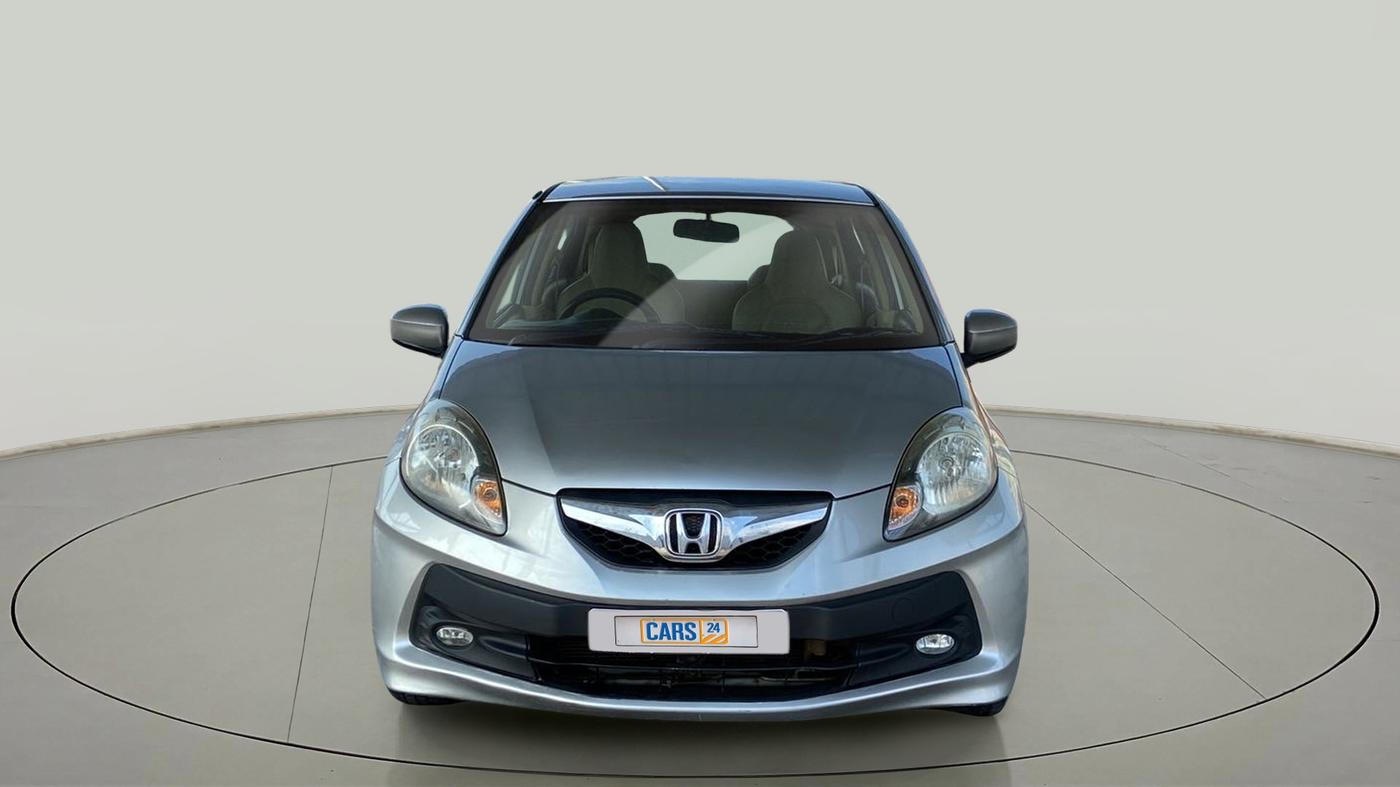 2013 Honda Brio V MT, Petrol, Manual, 1,12,738 km, Front