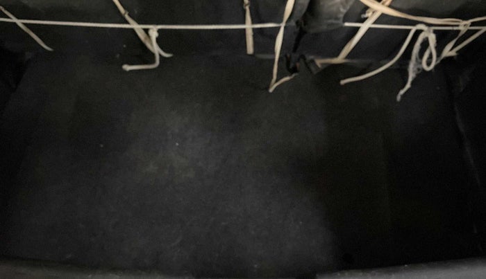 2016 Maruti Swift VXI, Petrol, Manual, 57,994 km, Boot Inside