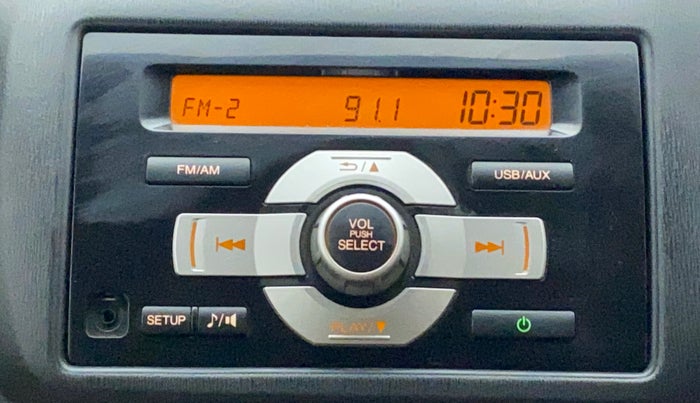 2014 Honda Brio VX MT, Petrol, Manual, 65,647 km, Infotainment System