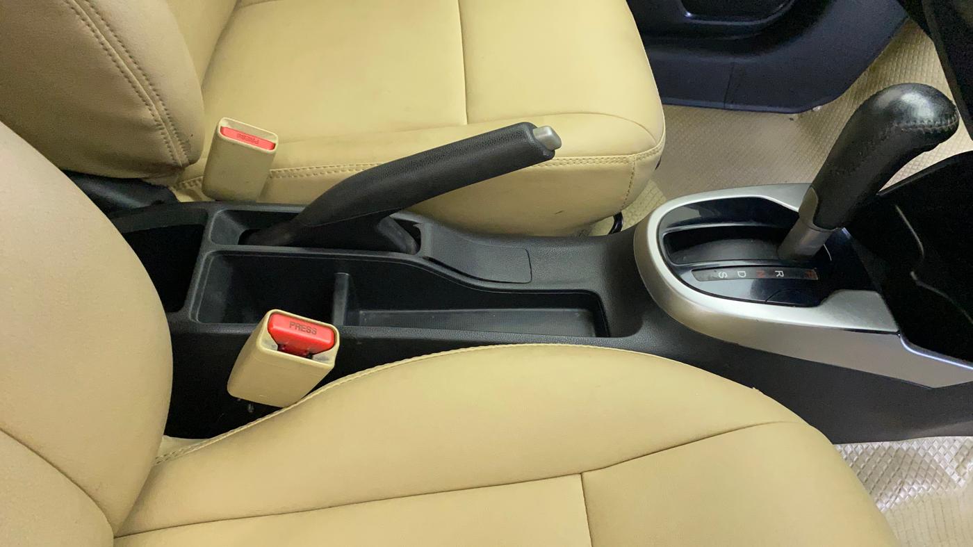 2017 Honda Jazz 1.2L I-VTEC V AT, Petrol, Automatic, 46,793 km, Gear Lever