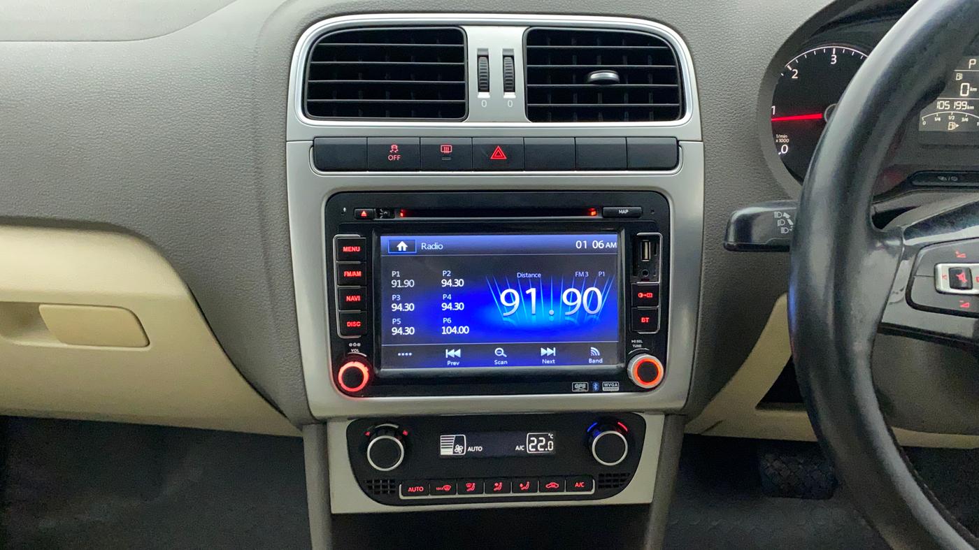 2015 Volkswagen Vento HIGHLINE 1.5 AT, Diesel, Automatic, 1,05,420 km, Air Conditioner