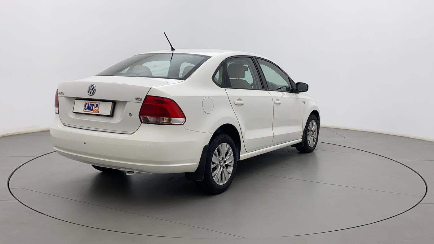 2015 Volkswagen Vento HIGHLINE 1.5 AT, Diesel, Automatic, 1,05,420 km, Right Back Diagonal