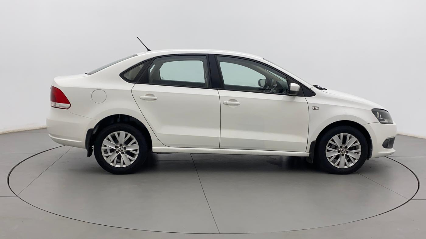 2015 Volkswagen Vento HIGHLINE 1.5 AT, Diesel, Automatic, 1,05,420 km, Right Side View