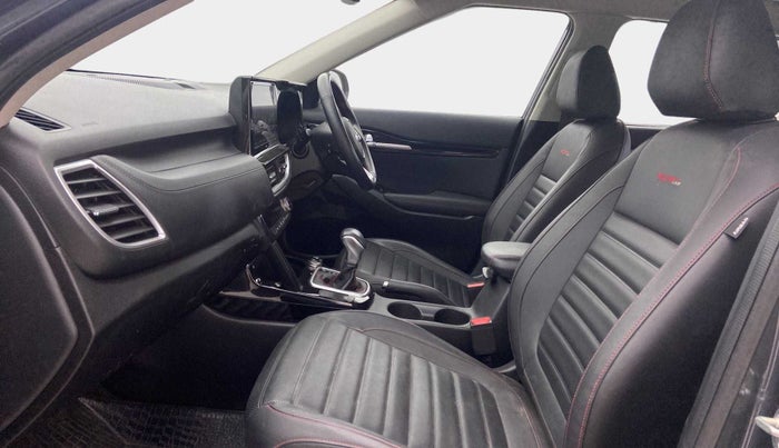 2019 KIA SELTOS GTX AT 1.4 PETROL, Petrol, Automatic, 21,475 km, Right Side Front Door Cabin