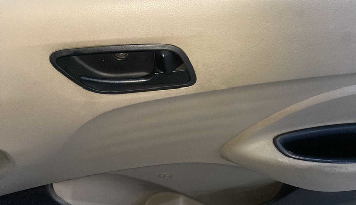 2019 Hyundai NEW SANTRO SPORTZ MT, Petrol, Manual, 70,177 km, Driver Side Door Panels Control