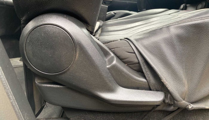 2019 Maruti IGNIS SIGMA 1.2, Petrol, Manual, 40,330 km, Driver Side Adjustment Panel