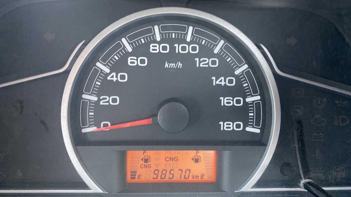2017 Maruti Alto K10 LXI CNG (AIRBAG), CNG, Manual, 98,779 km, Odometer Image