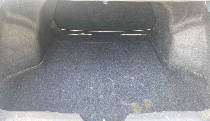 2018 Maruti Ciaz DELTA 1.5 SHVS MT PETROL, Petrol, Manual, 62,315 km, Boot Inside