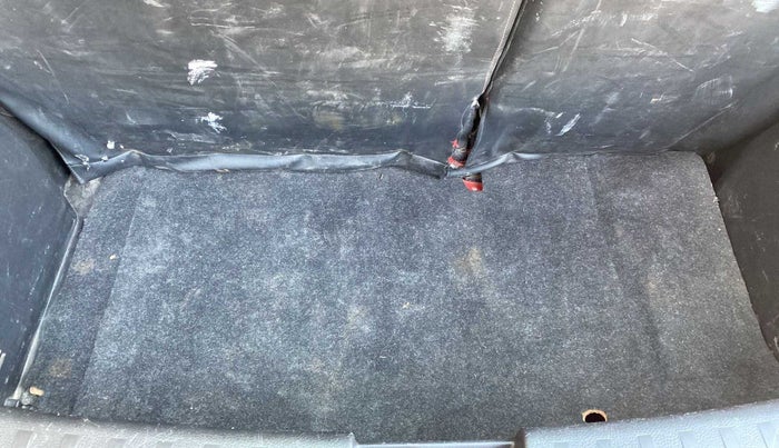 2015 Maruti Swift VXI, Petrol, Manual, 89,863 km, Boot Inside