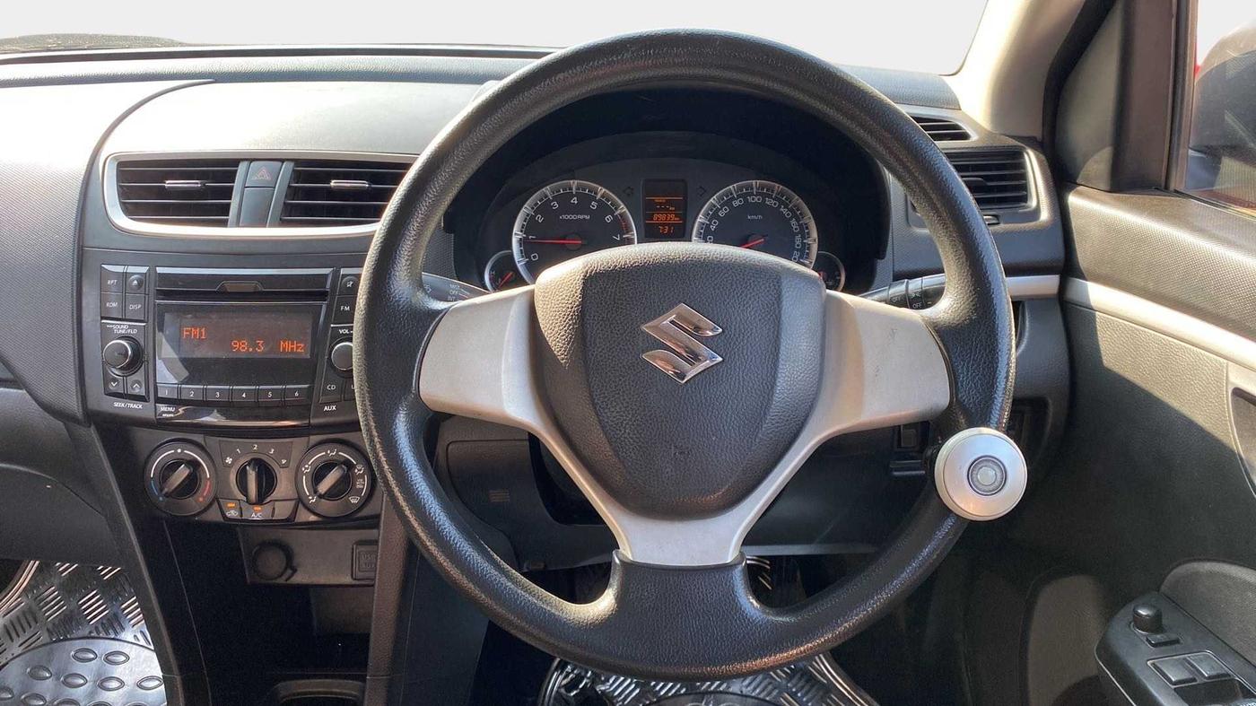 2015 Maruti Swift VXI, Petrol, Manual, 89,863 km, Steering Wheel Close Up