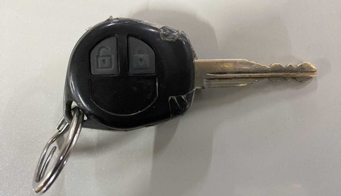 2015 Maruti Swift Dzire VDI ABS, Diesel, Manual, 64,825 km, Key Close Up