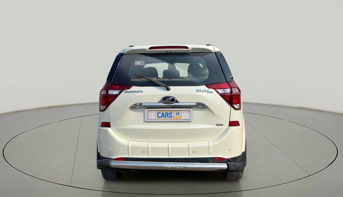 2018 Mahindra XUV500 W11, Diesel, Manual, 1,02,006 km, Back/Rear