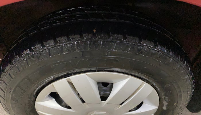 2017 Maruti Alto 800 LXI, Petrol, Manual, 14,814 km, Left Front Tyre Tread