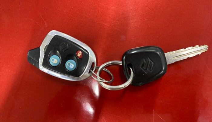 2017 Maruti Alto 800 LXI, Petrol, Manual, 14,814 km, Key Close Up