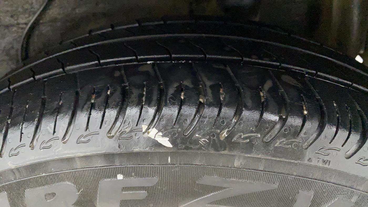 2017 Maruti Celerio VXI AMT (O), Petrol, Automatic, 70,252 km, Left Rear Tyre Tread