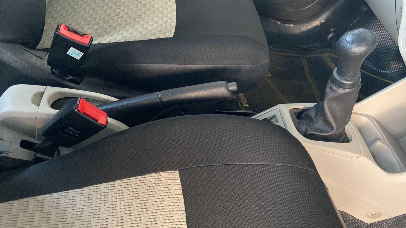 2022 Maruti Alto VXI, Petrol, Manual, 4,546 km, Gear Lever