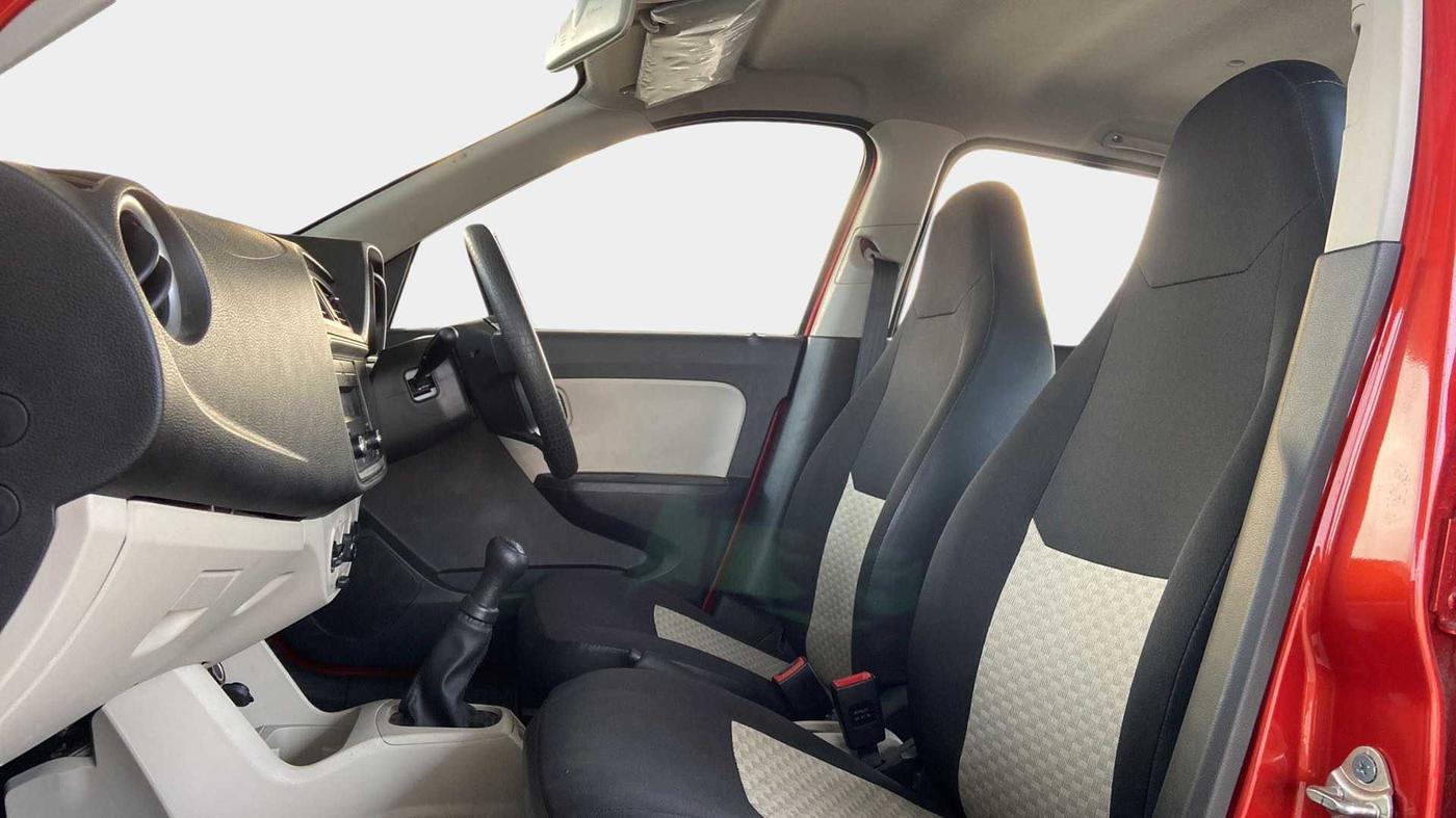 2022 Maruti Alto VXI, Petrol, Manual, 4,546 km, Right Side Front Door Cabin