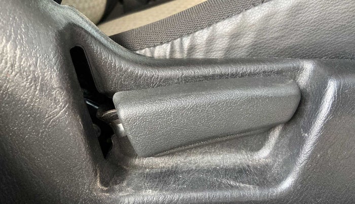 2022 Maruti Alto VXI, Petrol, Manual, 4,546 km, Driver Side Adjustment Panel