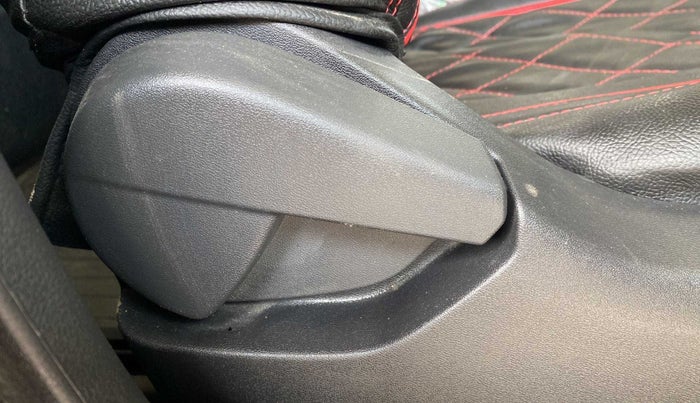 2021 Nissan MAGNITE XL, Petrol, Manual, 4,847 km, Driver Side Adjustment Panel