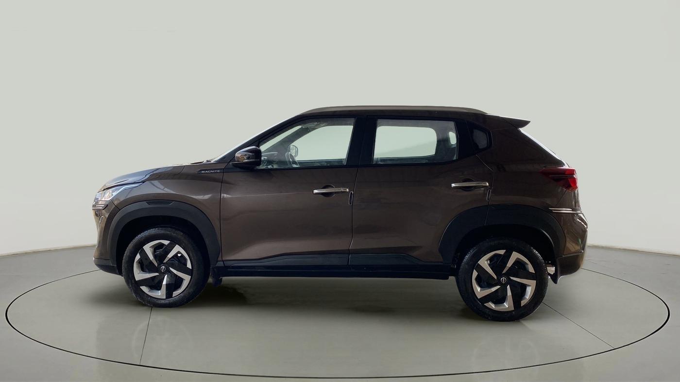 2021 Nissan MAGNITE XL, Petrol, Manual, 4,847 km, Left Side