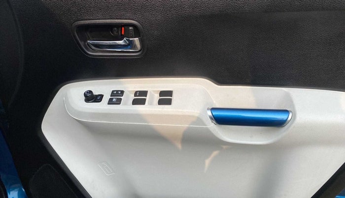 2018 Maruti IGNIS ALPHA 1.2 AMT DUAL TONE, Petrol, Automatic, 15,972 km, Driver Side Door Panels Control