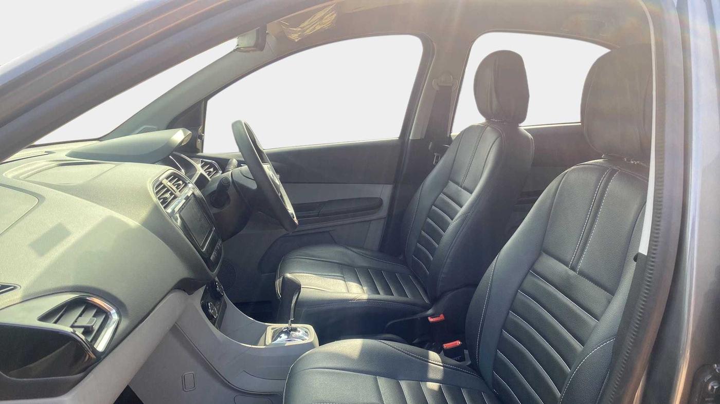 2020 Tata Tiago XZA PLUS PETROL, Petrol, Automatic, 17,123 km, Right Side Front Door Cabin