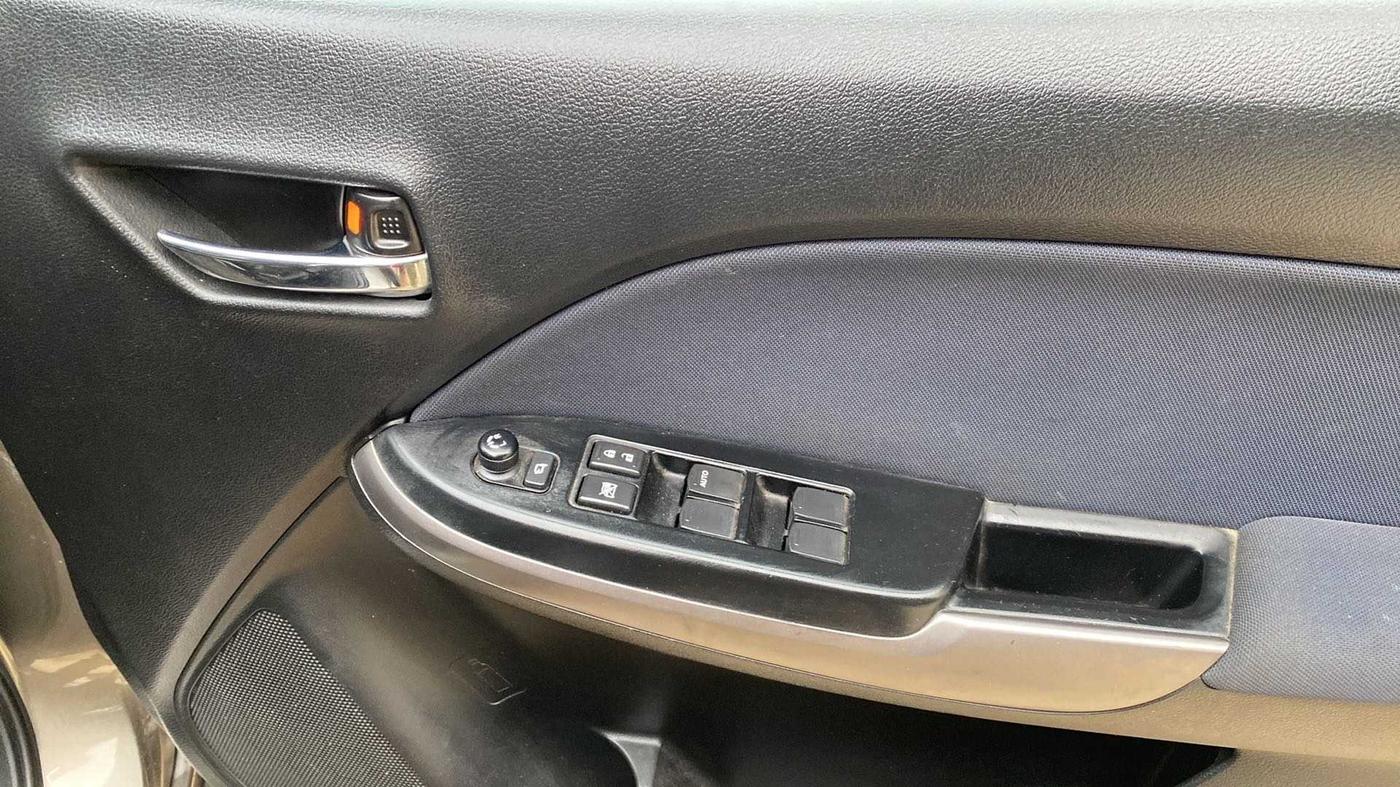 2021 Maruti Baleno ZETA PETROL 1.2, Petrol, Manual, 16,033 km, Driver Side Door Panels Control