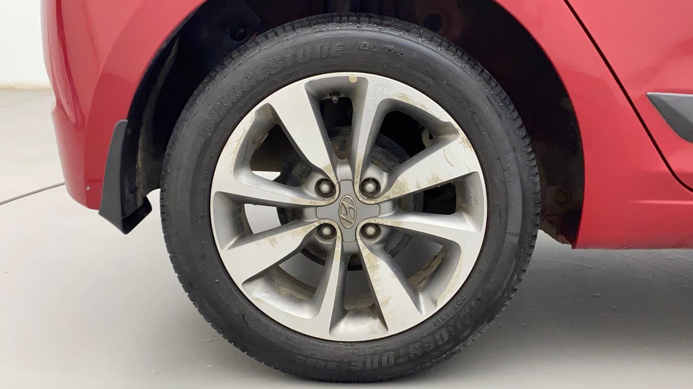 2016 Hyundai Elite i20 ASTA 1.2 (O), Petrol, Manual, 40,626 km, Right Rear Wheel