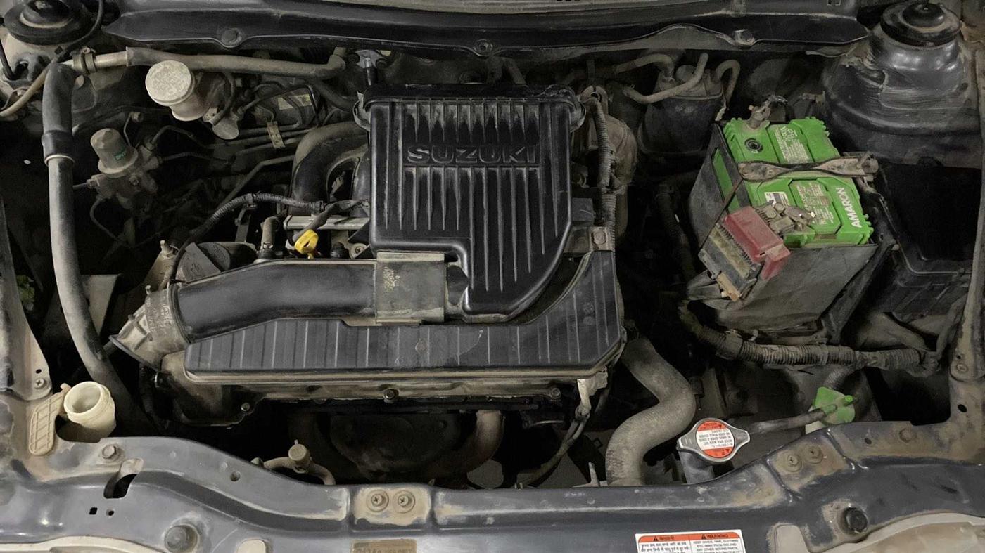 2013 Maruti Swift LXI, Petrol, Manual, 96,314 km, Open Bonet