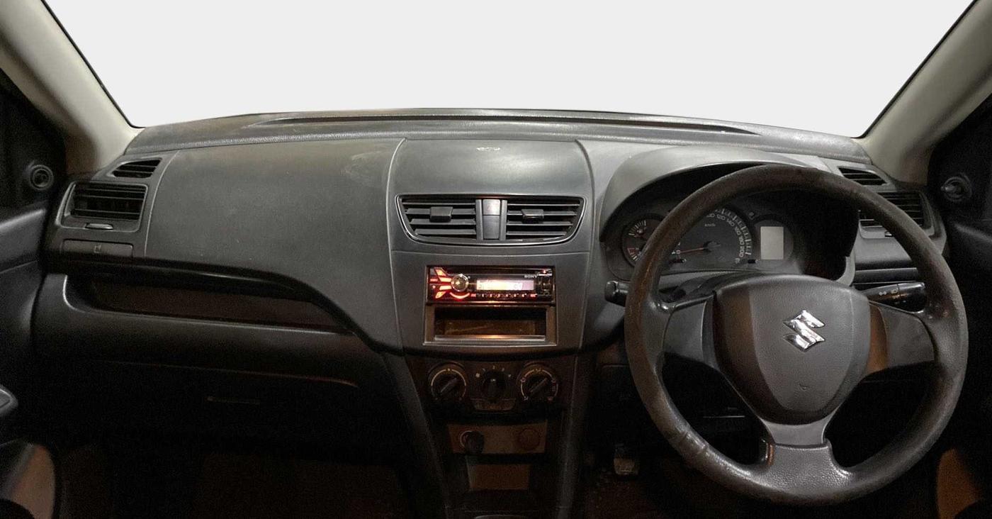 2013 Maruti Swift LXI, Petrol, Manual, 96,314 km, Dashboard