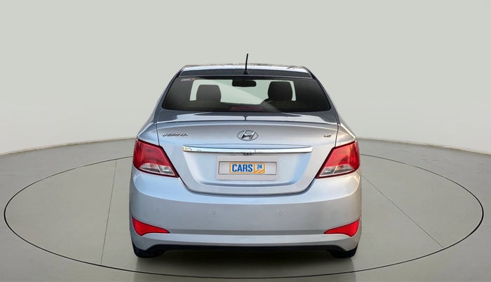 2015 Hyundai Verna FLUIDIC 4S 1.6 VTVT S(O), Petrol, Manual, 49,880 km, Back/Rear