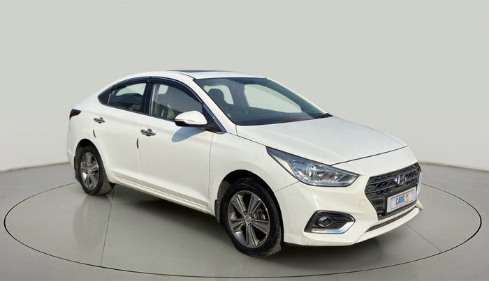 2019 Hyundai Verna 1.6 VTVT SX + AT, Petrol, Automatic, 30,113 km, Right Front Diagonal