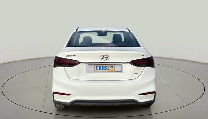 2019 Hyundai Verna 1.6 VTVT SX + AT, Petrol, Automatic, 30,113 km, Back/Rear