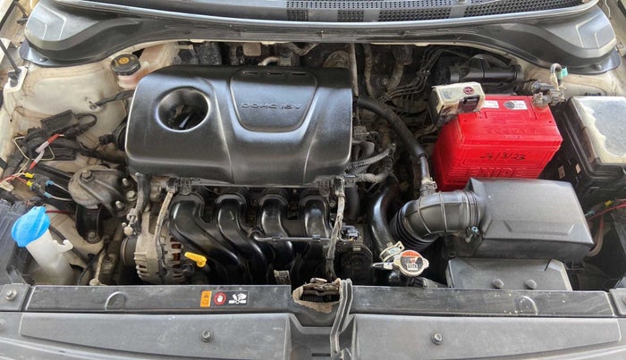 2019 Hyundai Verna 1.6 VTVT SX + AT, Petrol, Automatic, 30,113 km, Open Bonet