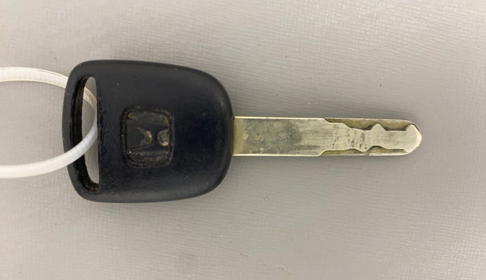 2015 Honda Brio S MT, Petrol, Manual, 67,905 km, Key Close Up