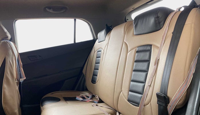 2016 Hyundai Creta BASE 1.4 DIESEL, Diesel, Manual, 79,722 km, Right Side Rear Door Cabin