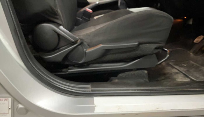 2015 Maruti Baleno ZETA PETROL 1.2, Petrol, Manual, 61,858 km, Driver Side Adjustment Panel