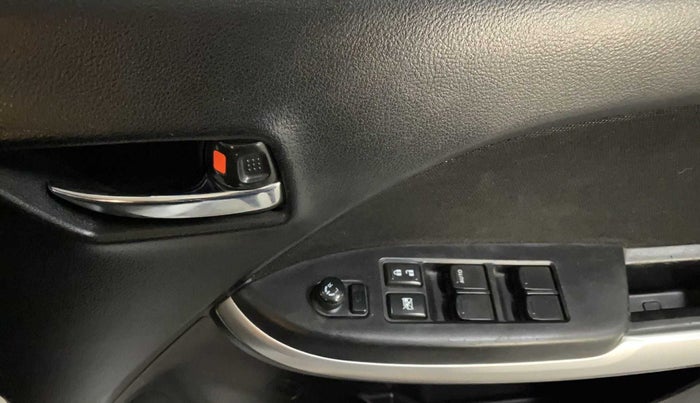 2015 Maruti Baleno ZETA PETROL 1.2, Petrol, Manual, 61,858 km, Driver Side Door Panels Control