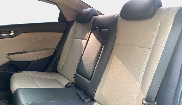 2020 Hyundai Verna SX (O) 1.5 CRDI AT, Diesel, Automatic, 58,717 km, Right Side Rear Door Cabin