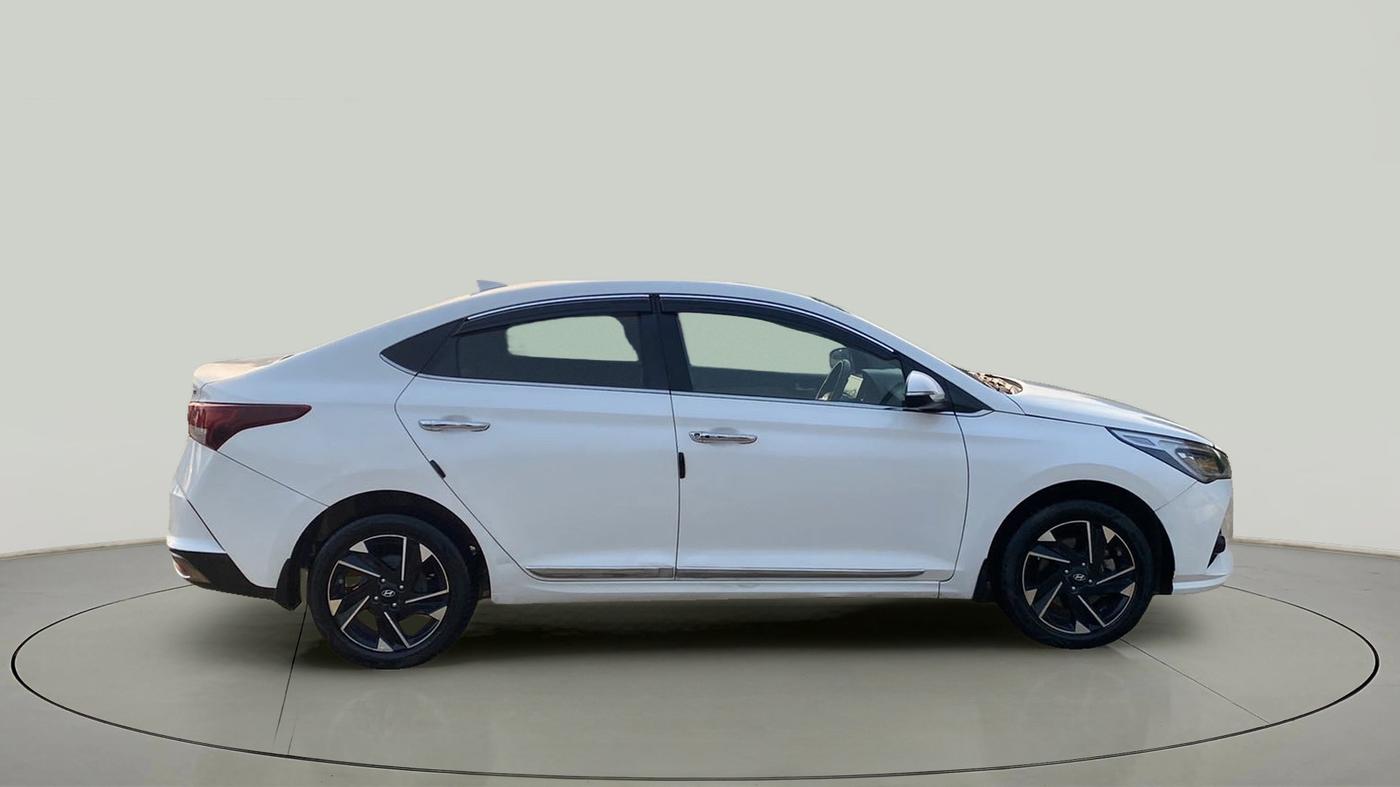 2020 Hyundai Verna SX (O) 1.5 CRDI AT, Diesel, Automatic, 58,717 km, Right Side View
