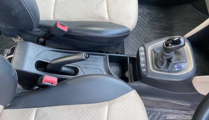 2018 Hyundai NEW SANTRO SPORTZ AMT, Petrol, Automatic, 48,259 km, Gear Lever