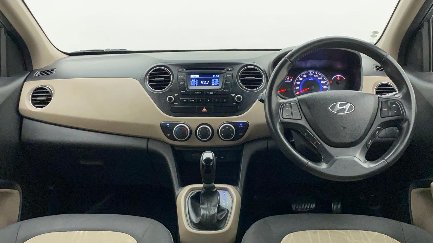 2015 Hyundai Grand i10 ASTA AT 1.2 KAPPA VTVT, Petrol, Automatic, 30,800 km, Dashboard