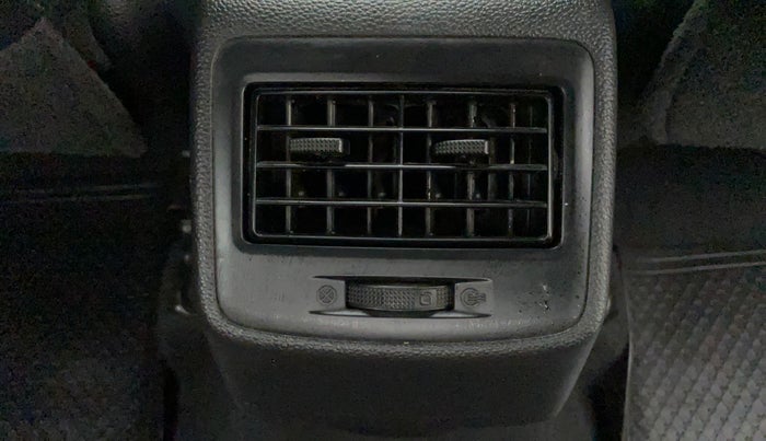2015 Hyundai Grand i10 ASTA AT 1.2 KAPPA VTVT, Petrol, Automatic, 30,800 km, Rear AC Vents