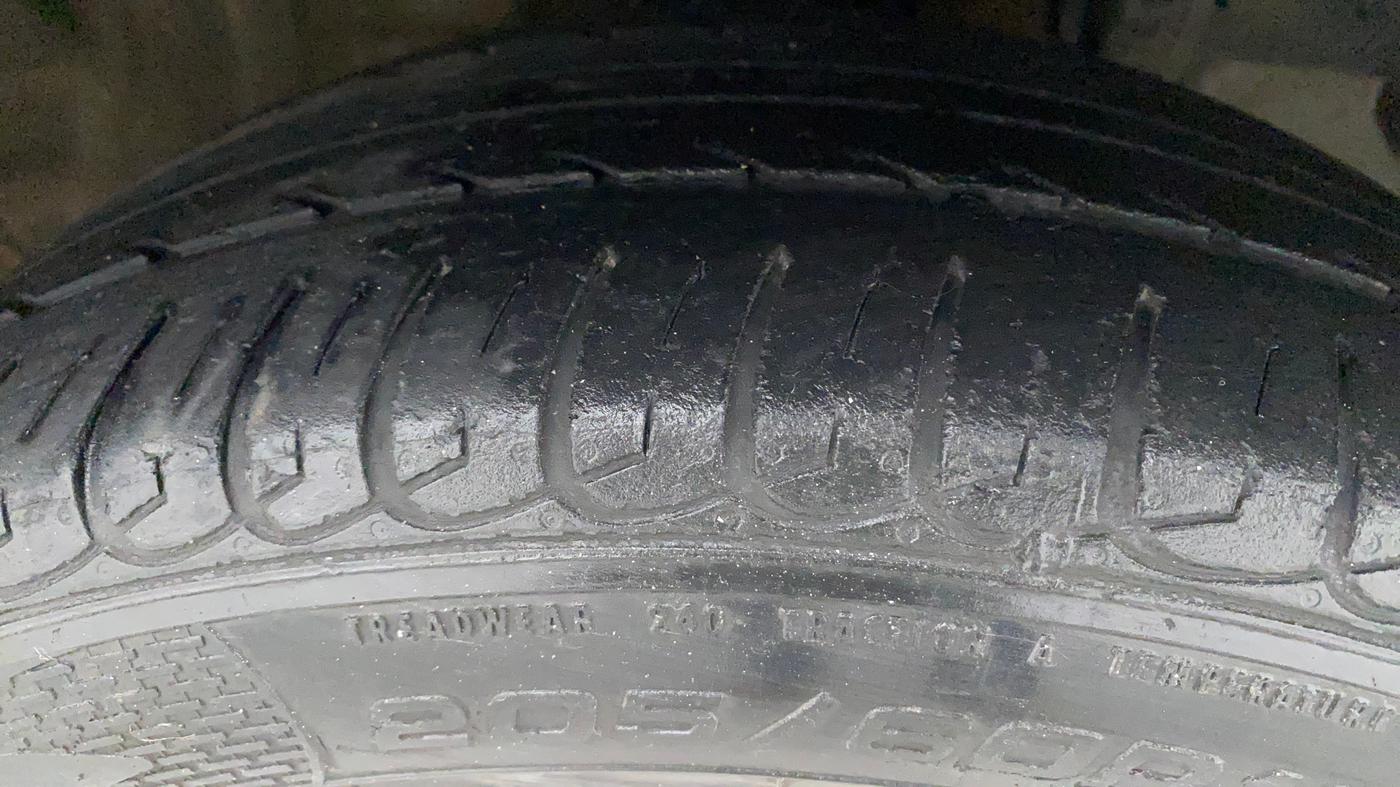 2017 Honda BR-V 1.5L I- DTEC E, Diesel, Manual, 78,332 km, Right Front Tyre Tread