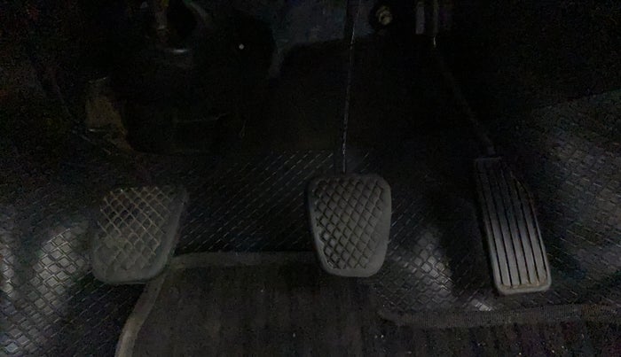 2017 Honda BR-V 1.5L I- DTEC E, Diesel, Manual, 78,332 km, Pedals