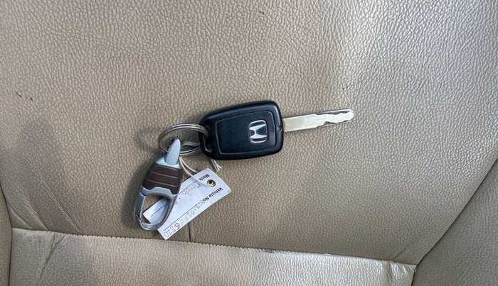 2016 Honda City 1.5L I-VTEC SV, Petrol, Manual, 82,547 km, Key Close Up