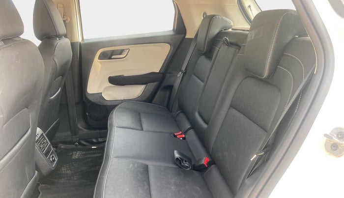 2022 Tata ALTROZ XZA PLUS, Petrol, Automatic, 6,161 km, Right Side Rear Door Cabin